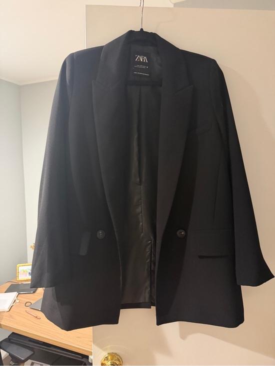 Zara Jackets & Blazers - ZARA Black Blazer size M